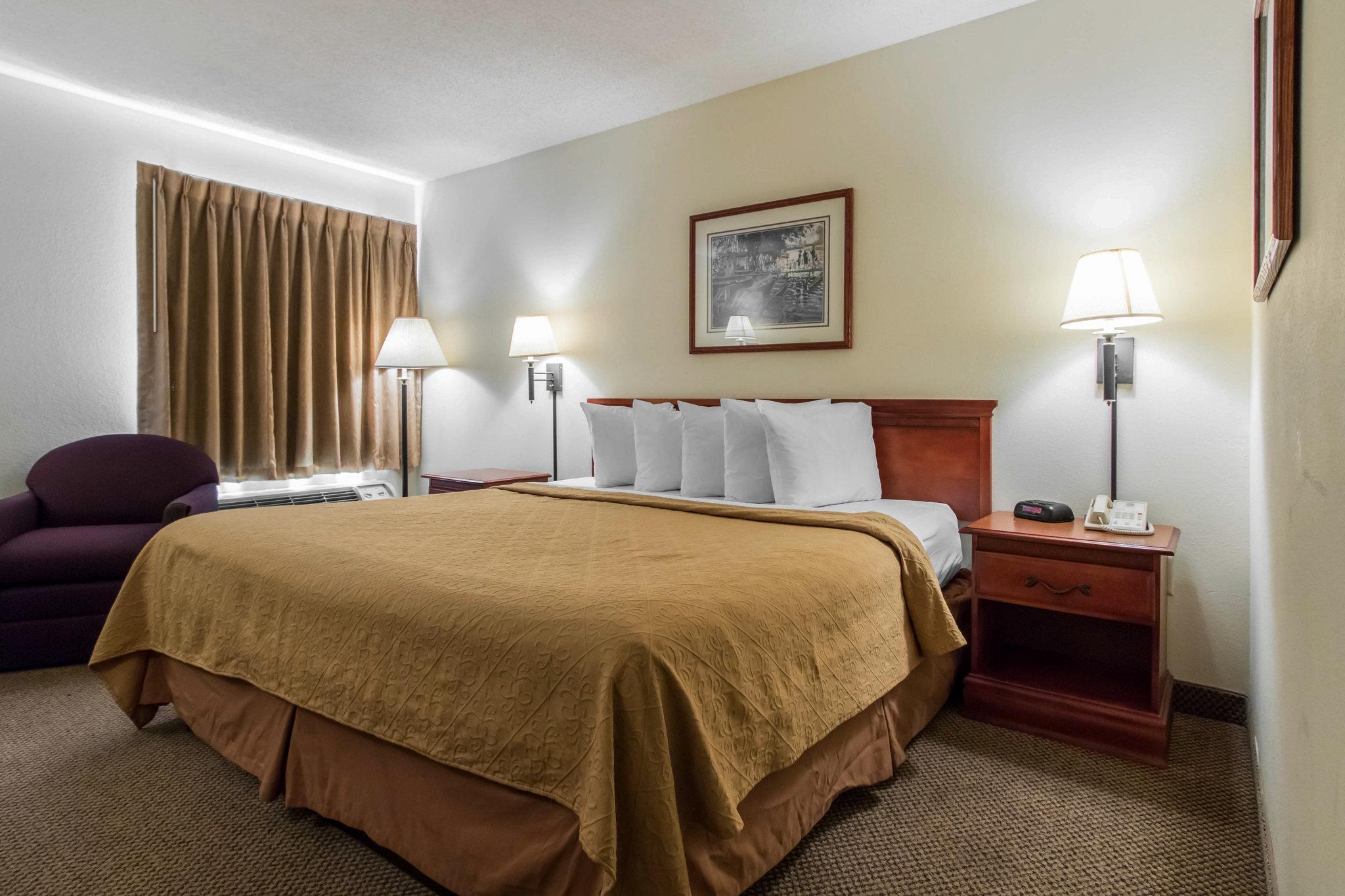 Baymont By Wyndham Port Wentworth Hotel Ngoại thất bức ảnh
