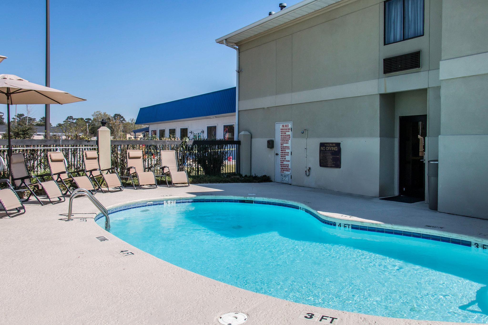 Baymont By Wyndham Port Wentworth Hotel Ngoại thất bức ảnh