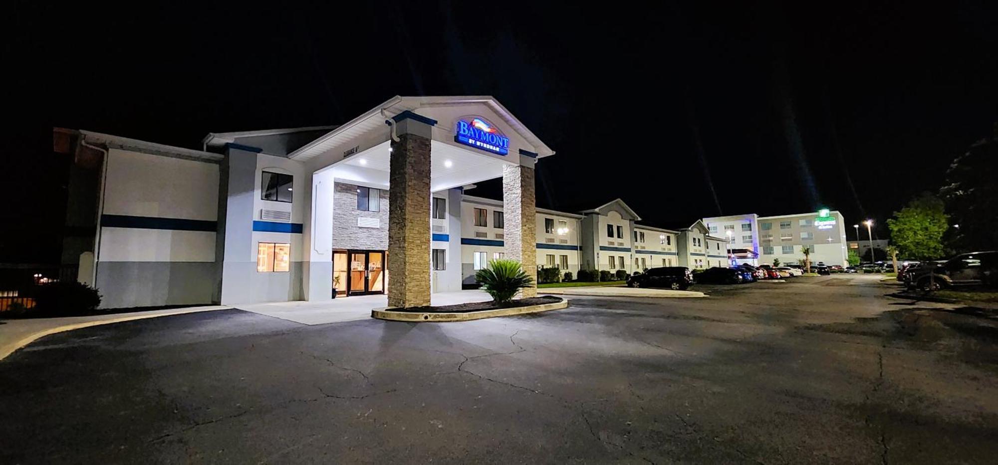 Baymont By Wyndham Port Wentworth Hotel Ngoại thất bức ảnh